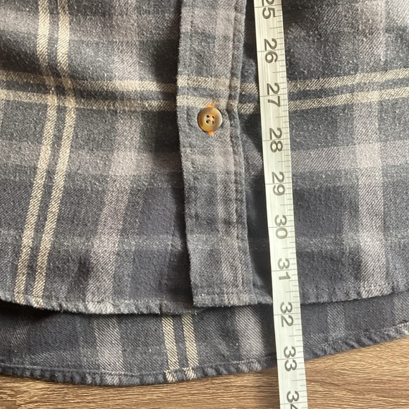 Field & Stream Flannel Button Up Shirt 2XL Black & Gray EUC - Picture 6 of 8